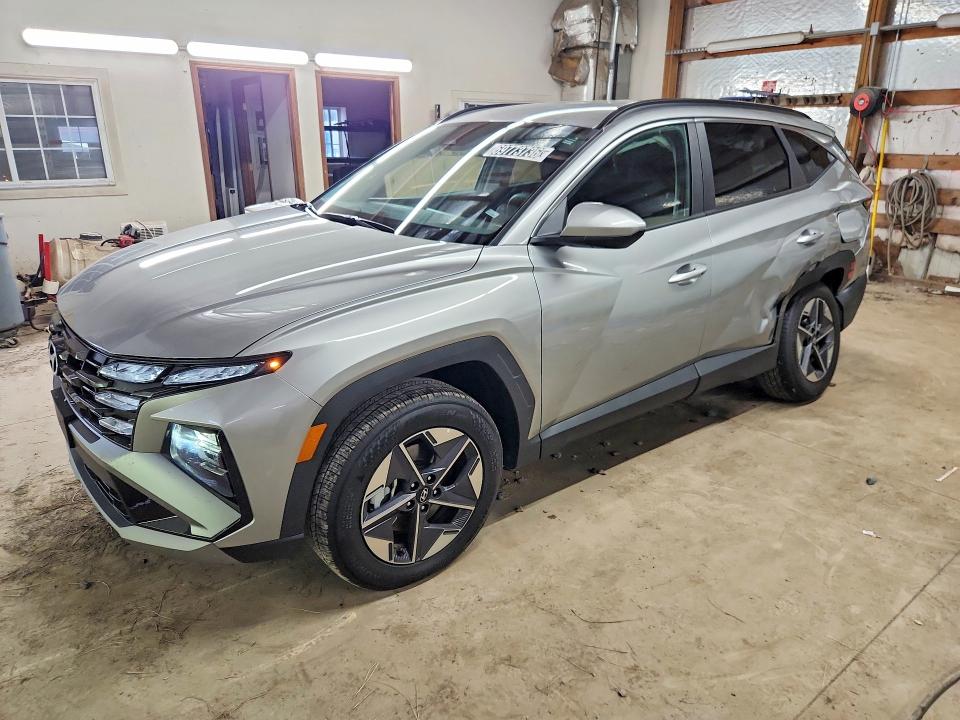 HYUNDAI TUCSON 2026 with VIN 5NMJBCDE4TH734442 - Photo from auction
