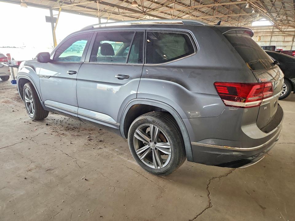 Photo 2 from auction – 2019 VOLKSWAGEN ATLAS with VIN 1V2YR2CA9KC613341