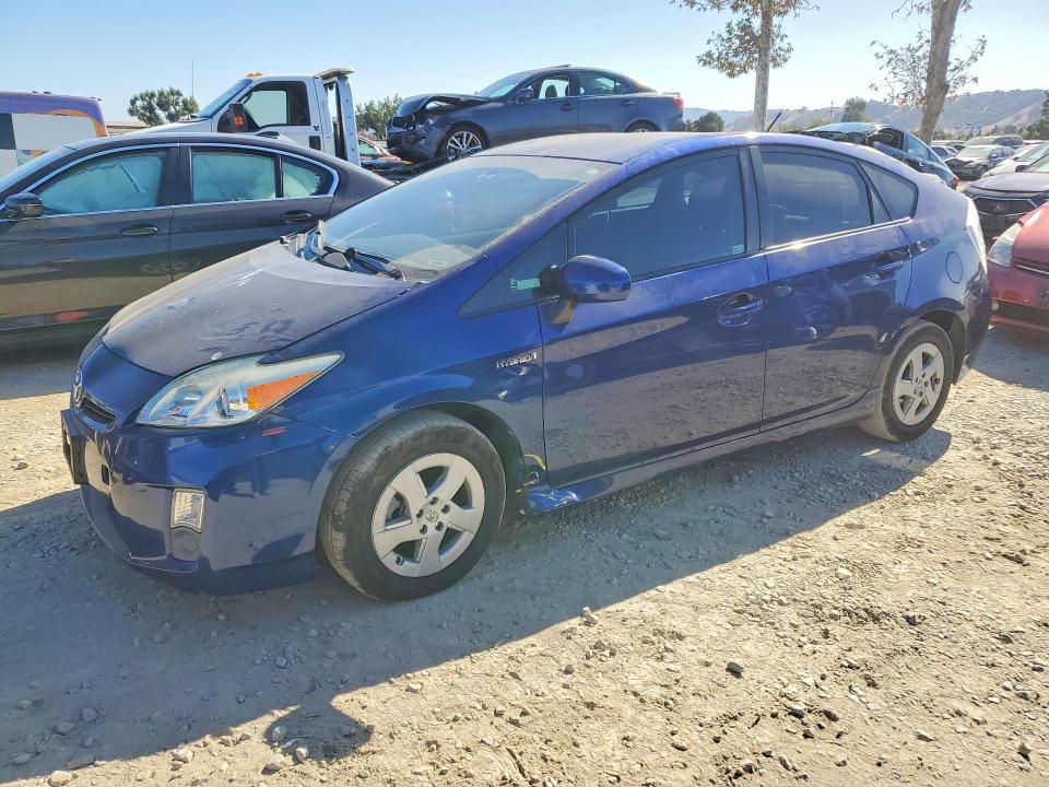 Снимка 1 от търг – 2011 TOYOTA PRIUS с VIN JTDKN3DU6B1420206