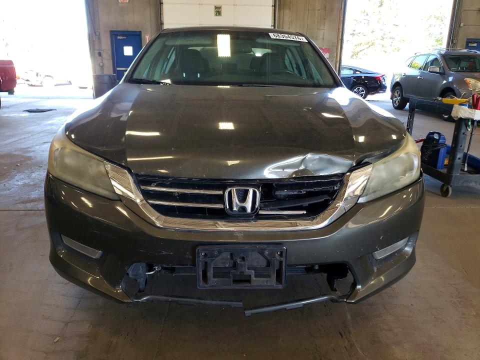 Photo 5 from auction – 2013 HONDA ACCORD with VIN 1HGCR3F83DA048207