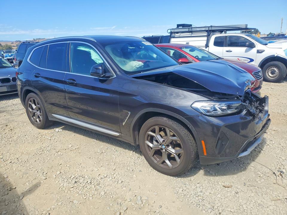 Photo 4 from auction – 2022 BMW X3 with VIN 5UX53DP01N9M07644