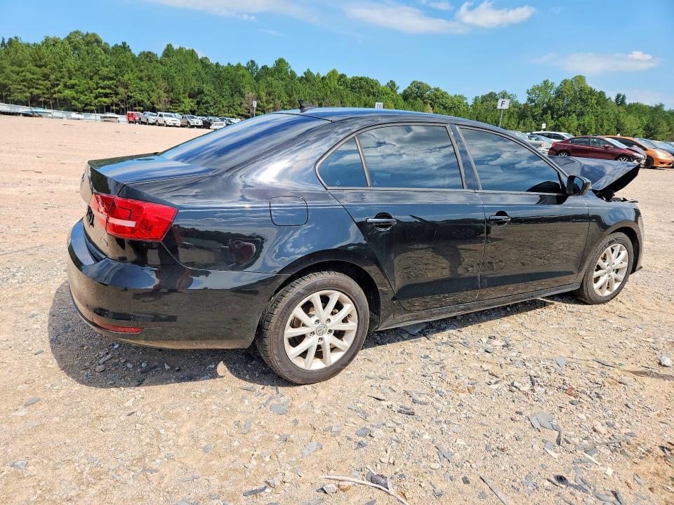 Photo 3 from auction – 2015 VOLKSWAGEN JETTA with VIN 3VWD07AJ8FM404359