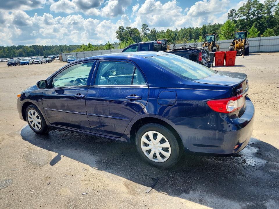 Photo 2 from auction – 2012 TOYOTA COROLLA with VIN 2T1BU4EE1CC906953