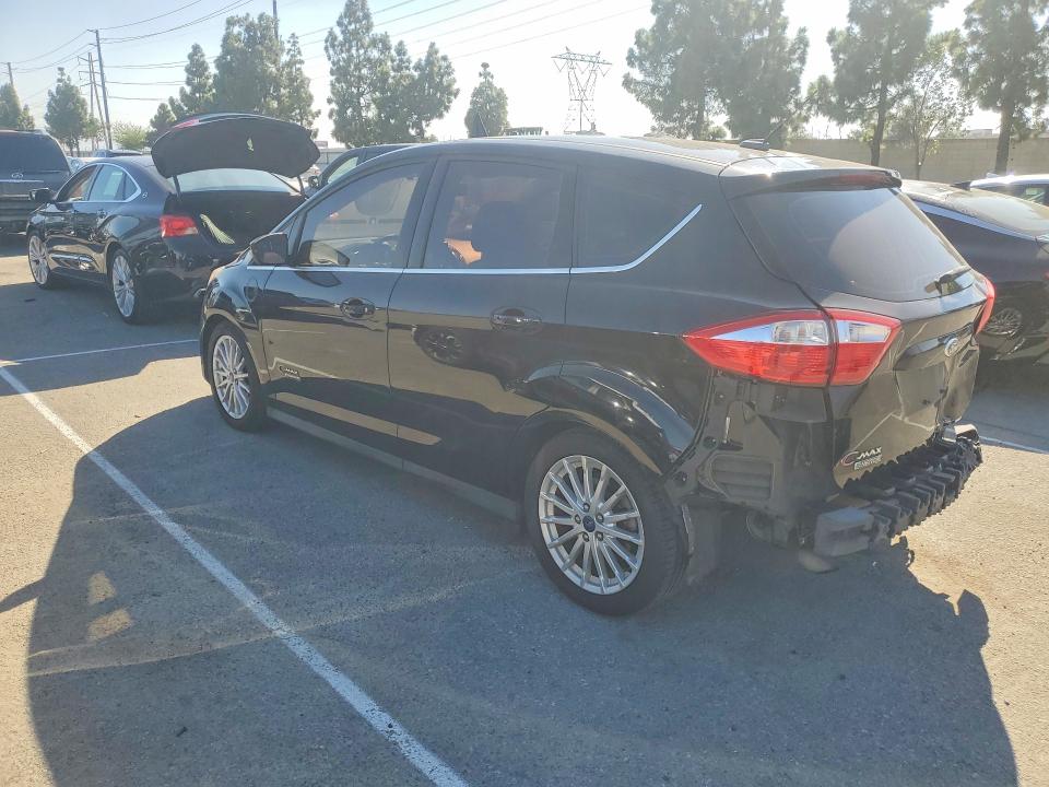 صورة رقم 2 من المزاد - 2016 FORD C-MAX مع VIN 1FADP5CU2GL119353