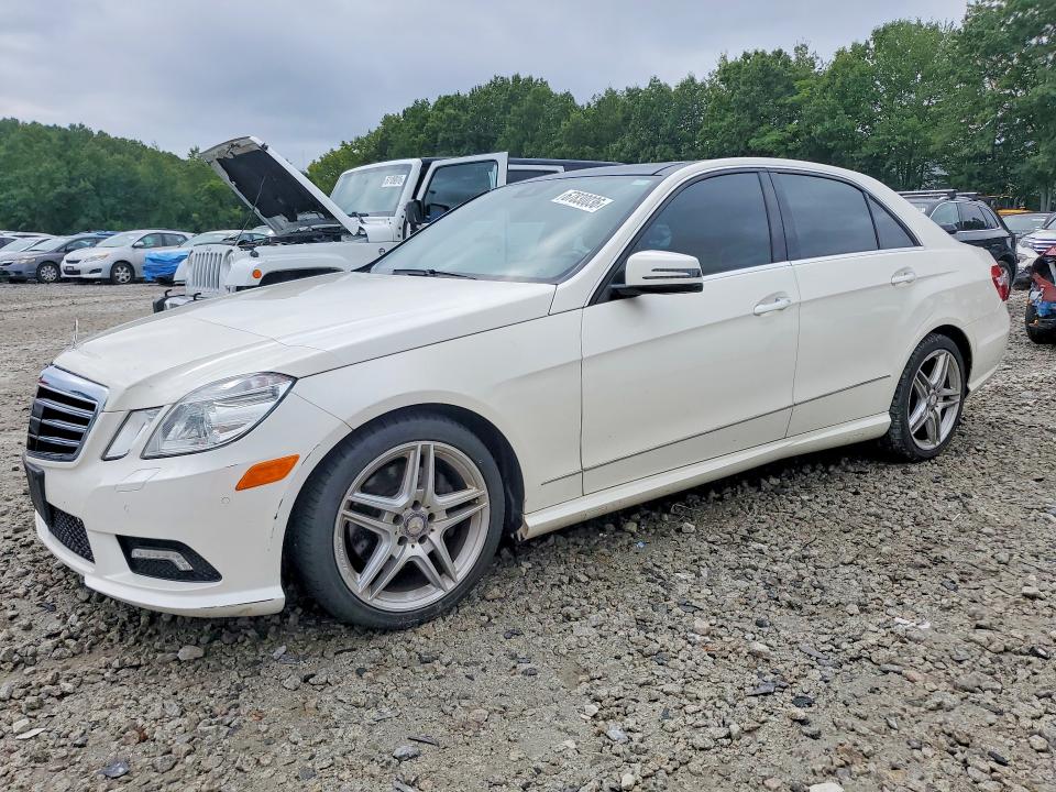 MERCEDES-BENZ E 2011 con VIN WDDHF8HB9BA416458 - Foto de la subasta