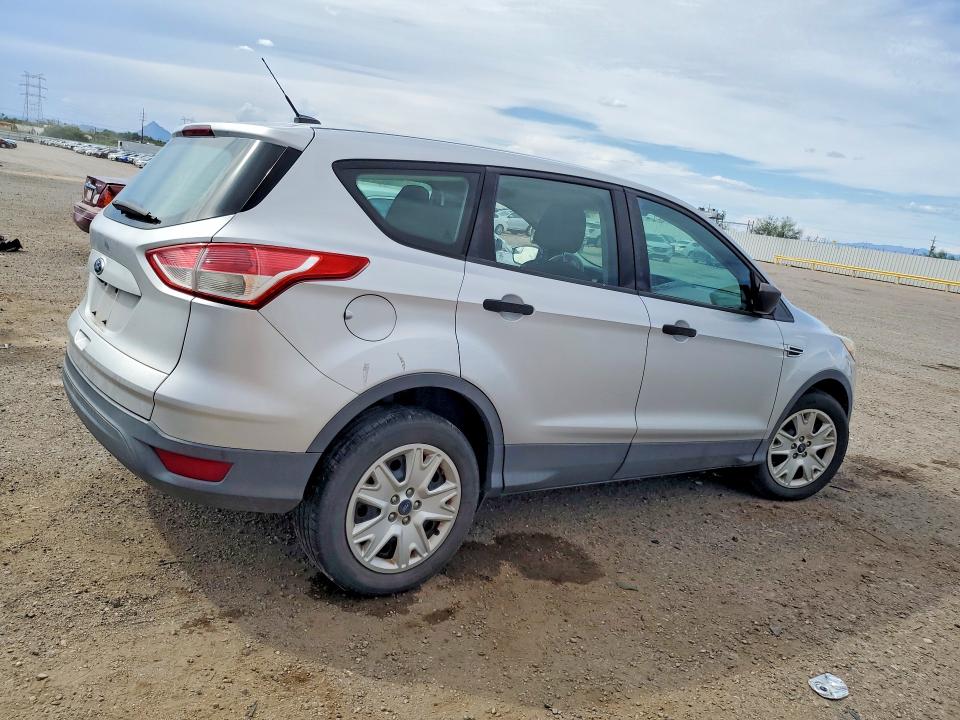 Photo 3 from auction – 2014 FORD ESCAPE with VIN 1FMCU0F76EUA22392