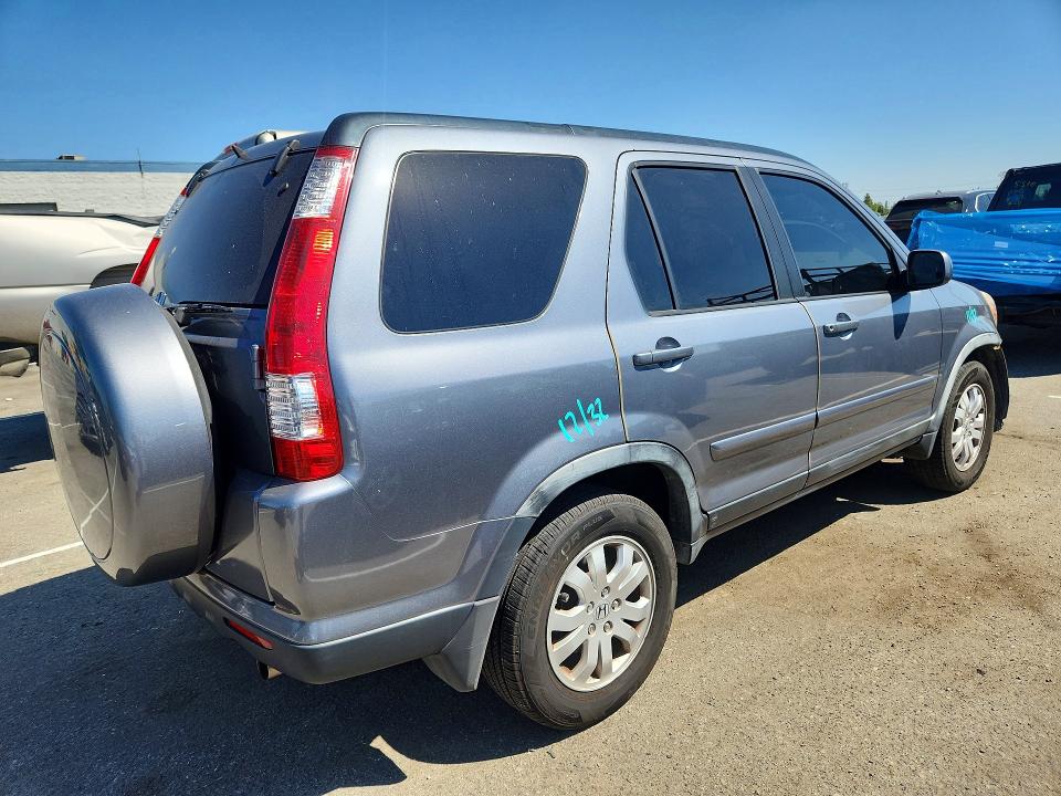 Photo 3 from auction – 2006 HONDA CR-V SE with VIN JHLRD78946C055889