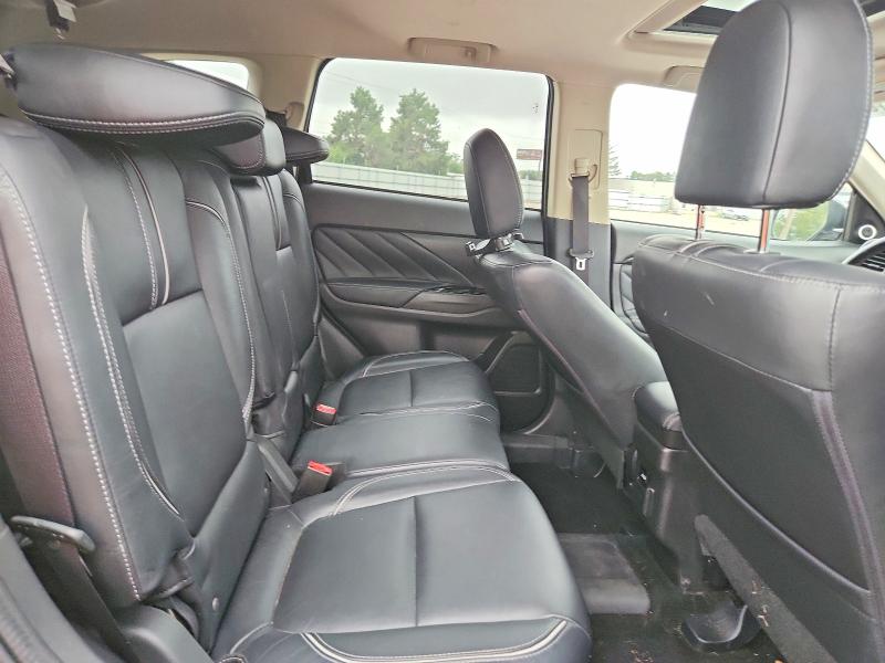 Photo 11 from auction – 2018 MITSUBISHI OUTLANDER with VIN JA4J24A56JZ028845