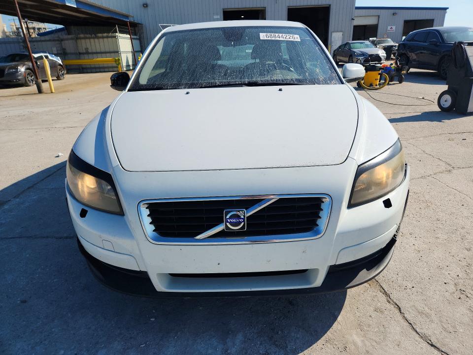 Photo 5 from auction – 2010 VOLVO C30 with VIN YV1672MK4A2174182