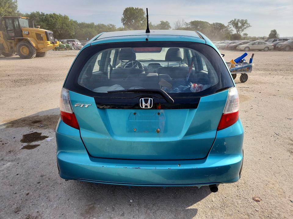 Photo 6 from auction – 2012 HONDA FIT with VIN JHMGE8H30CC005035