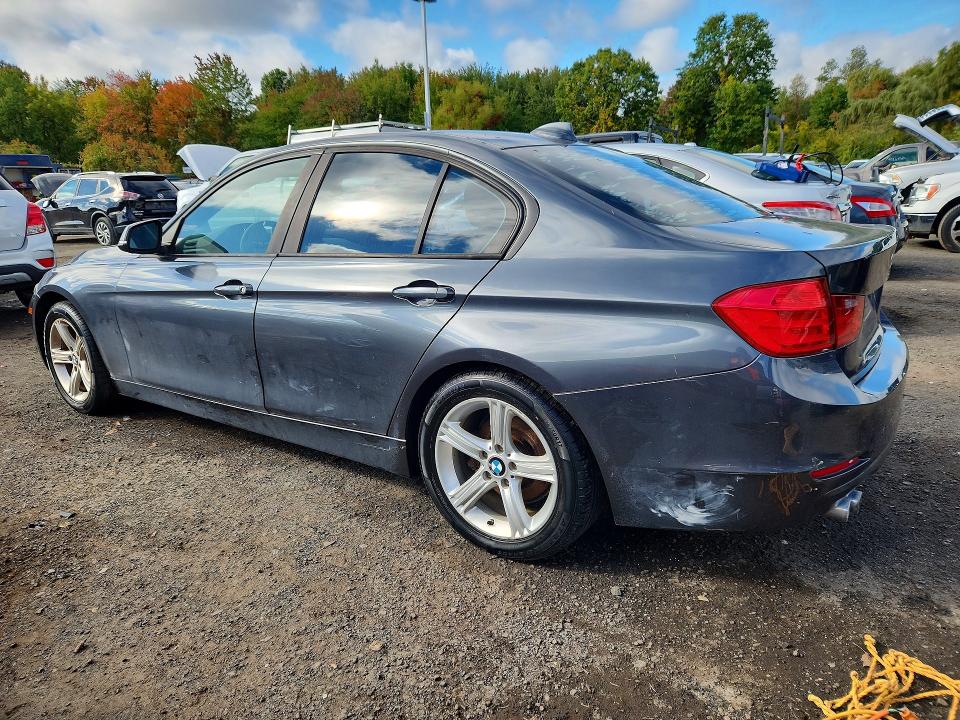 Снимка 2 от търг – 2013 BMW 328 с VIN WBA3A5C50DJ462103