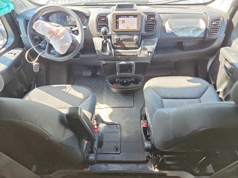 Photo 8 from auction – 2025 RAM PROMASTER 2500 with VIN 3C6LRVVG0SE516950