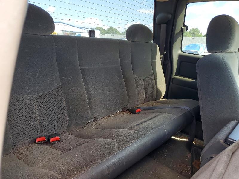 Photo 10 from auction – 2003 CHEVROLET SILVERADO with VIN 2GCEK19V131405068