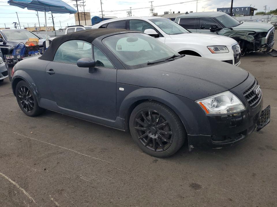 Photo 4 from auction – 2005 AUDI TT with VIN TRUTC28N251011850