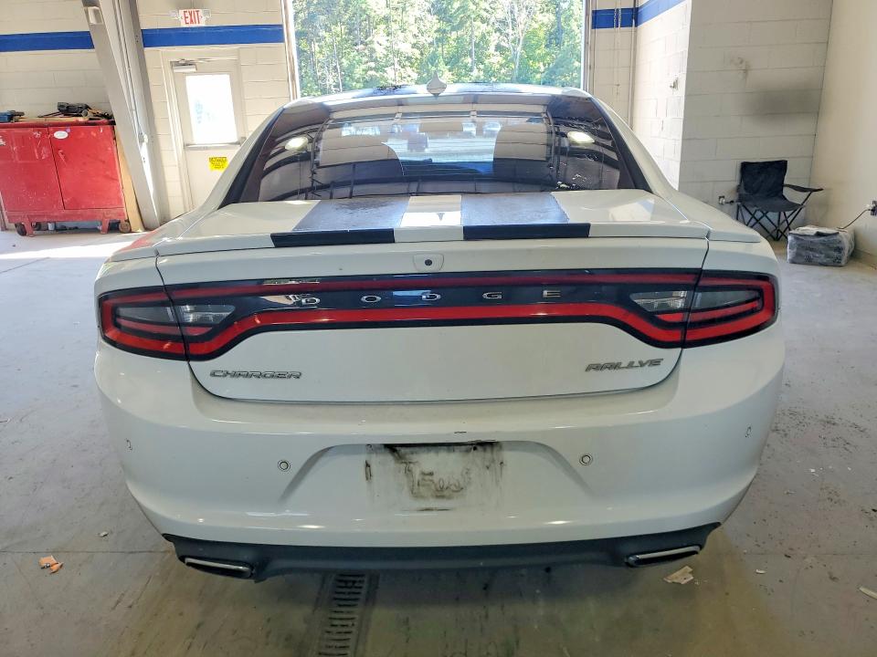 Снимка 6 от търг – 2016 DODGE CHARGER с VIN 2C3CDXHG1GH133470