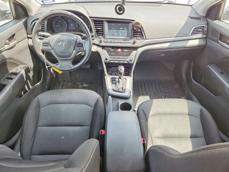 Снимка 8 от търг – 2017 HYUNDAI ELANTRA с VIN 5NPD84LF0HH156538