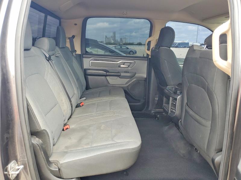 Photo 10 from auction – 2019 RAM 1500 with VIN 1C6RREFT1KN684324