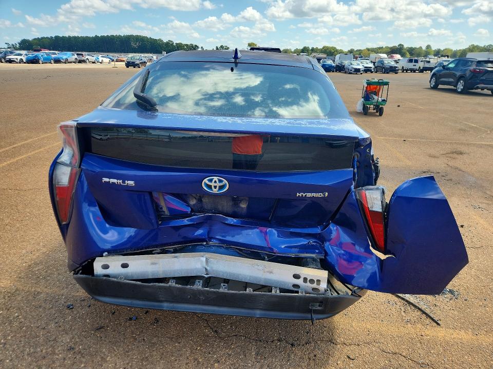 Photo 6 from auction – 2017 TOYOTA PRIUS with VIN JTDKBRFU8H3540191