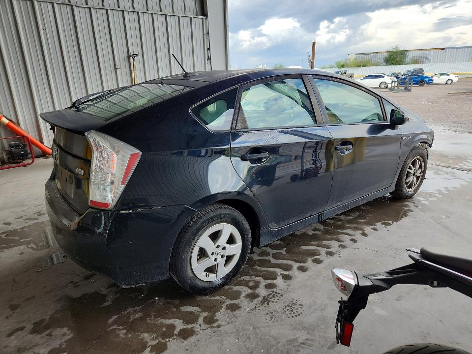 Photo 3 from auction – 2011 TOYOTA PRIUS with VIN JTDKN3DU7B1410655