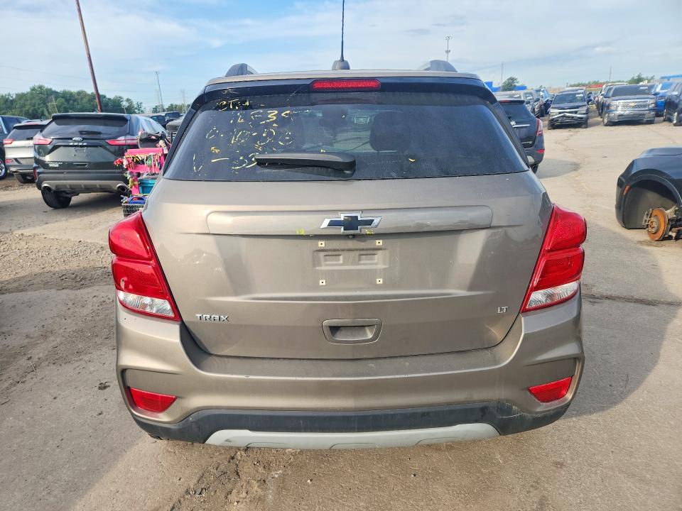 Photo 6 from auction – 2020 CHEVROLET TRAX with VIN KL7CJLSB8LB344031