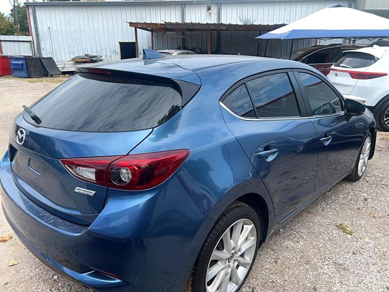 Photo 4 from auction – 2017 MAZDA 3 with VIN JM1BN1M36H1136143