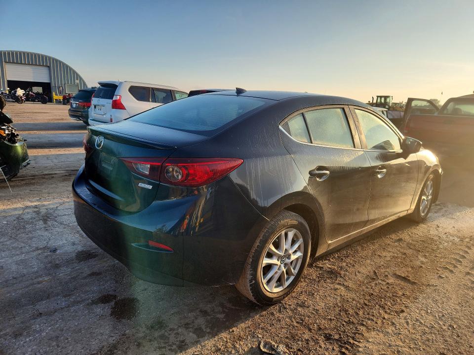 Foto 3 de la subasta – 2014 MAZDA 3 con VIN JM1BM1V71E1108928