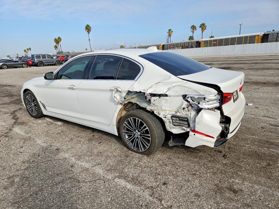 Photo 2 from auction – 2017 BMW 540 with VIN WBAJE5C30HG915813