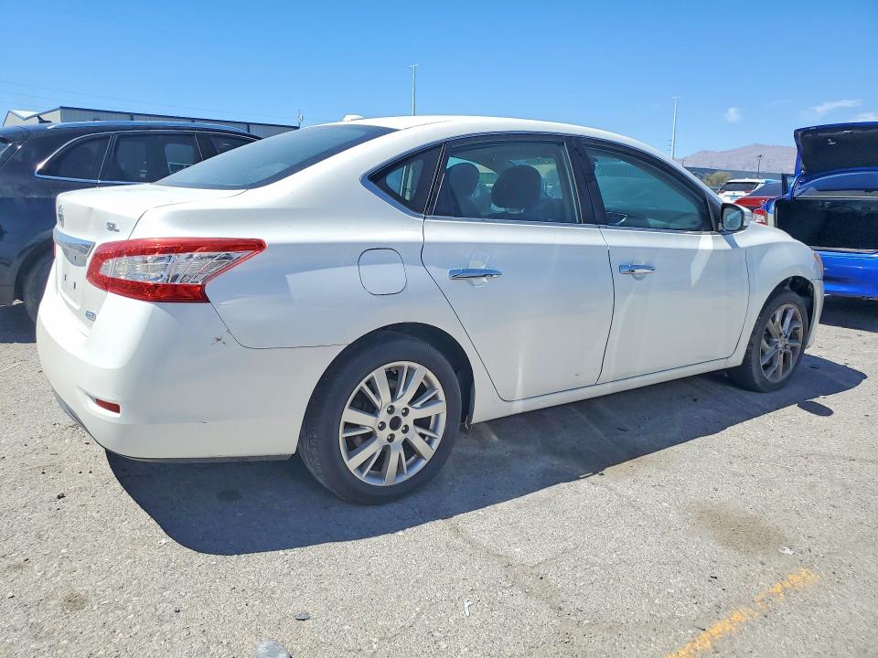 Photo 3 from auction – 2014 NISSAN SENTRA with VIN 3N1AB7AP0EL654240