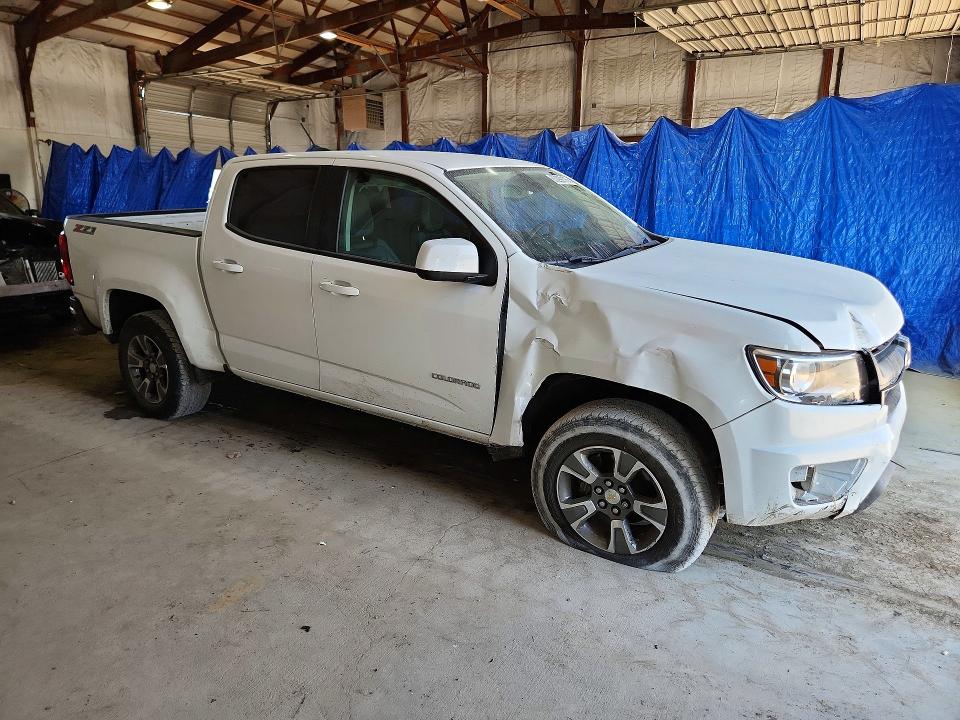 Снимка 4 от търг – 2019 CHEVROLET COLORADO с VIN 1GCGTDEN0K1349514