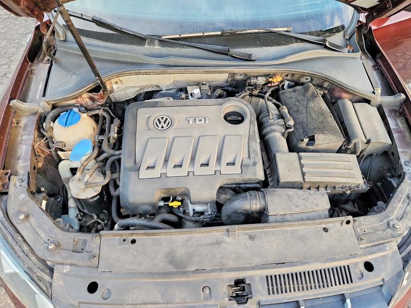 Photo 11 from auction – 2014 VOLKSWAGEN PASSAT with VIN 1VWBN7A34EC023361