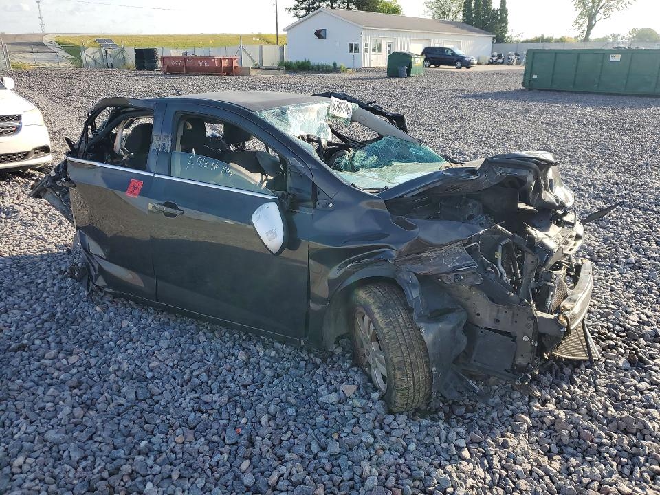 Photo 4 from auction – 2014 CHEVROLET SONIC with VIN 1G1JC5SH1E4235625