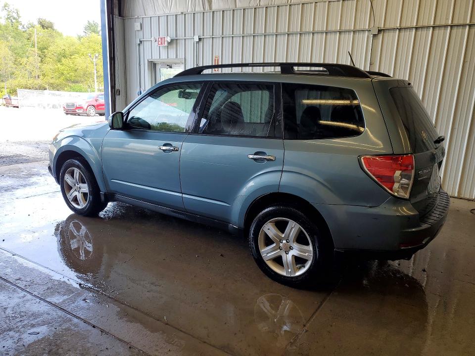 Photo 2 from auction – 2010 SUBARU FORESTER with VIN JF2SH6CCXAH909605