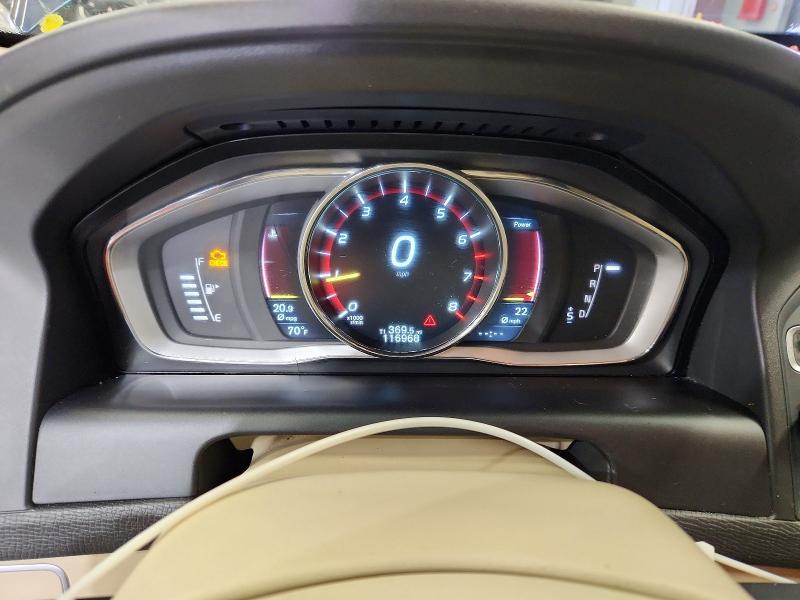 Zdjęcie 9 z aukcji – 2015 VOLVO XC60 z VIN YV440MDK8F2741592