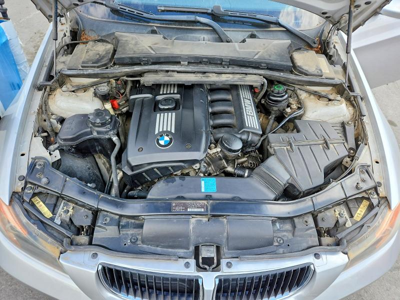 Photo 11 from auction – 2008 BMW 328 with VIN WBAVC93568K045045
