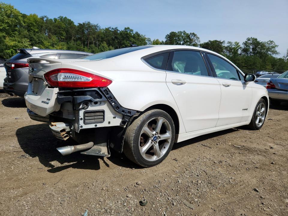 Foto 3 de la subasta – 2013 FORD FUSION con VIN 3FA6P0LU4DR266105