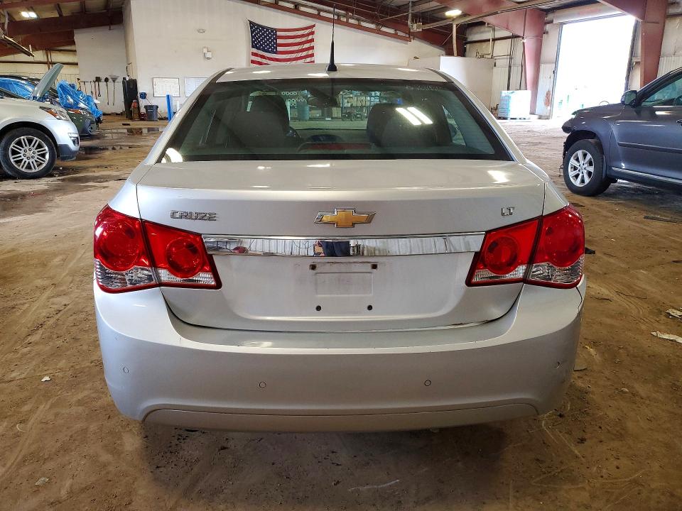 Photo 6 from auction – 2012 CHEVROLET CRUZE with VIN 1G1PF5SC8C7381702
