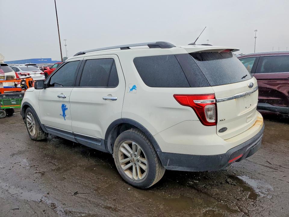 Photo 2 from auction – 2012 FORD EXPLORER with VIN 1FMHK8D81CGA35584