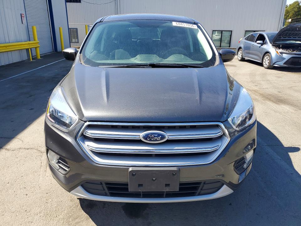 Photo 5 from auction – 2019 FORD ESCAPE with VIN 1FMCU0GD0KUA80420