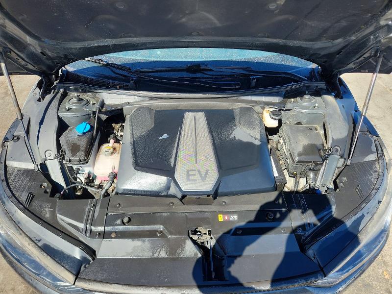Photo 11 from auction – 2023 KIA EV6 with VIN KNDC34LA5P5602437