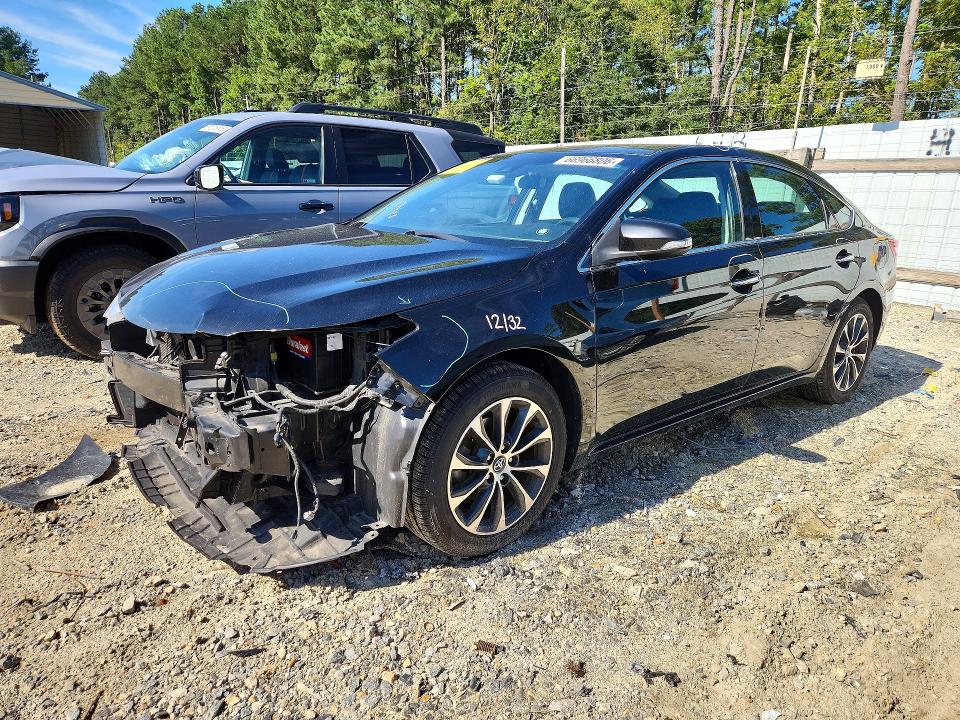 TOYOTA AVALON 2018 with VIN 4T1BK1EB5JU271872 - Photo from auction