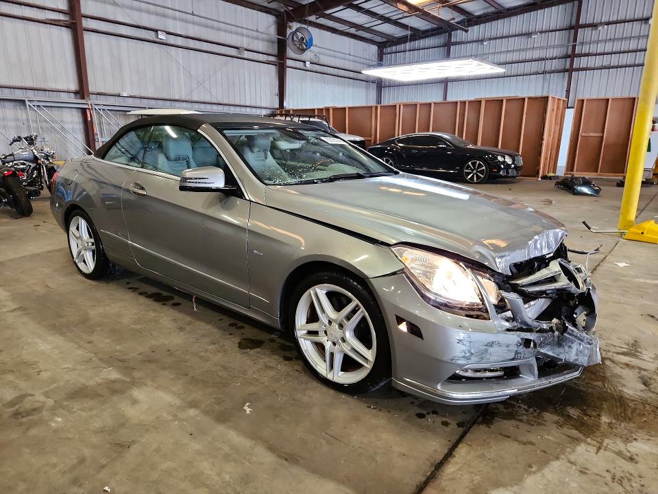Photo 4 from auction – 2012 MERCEDES-BENZ E with VIN WDDKK5KF0CF141661
