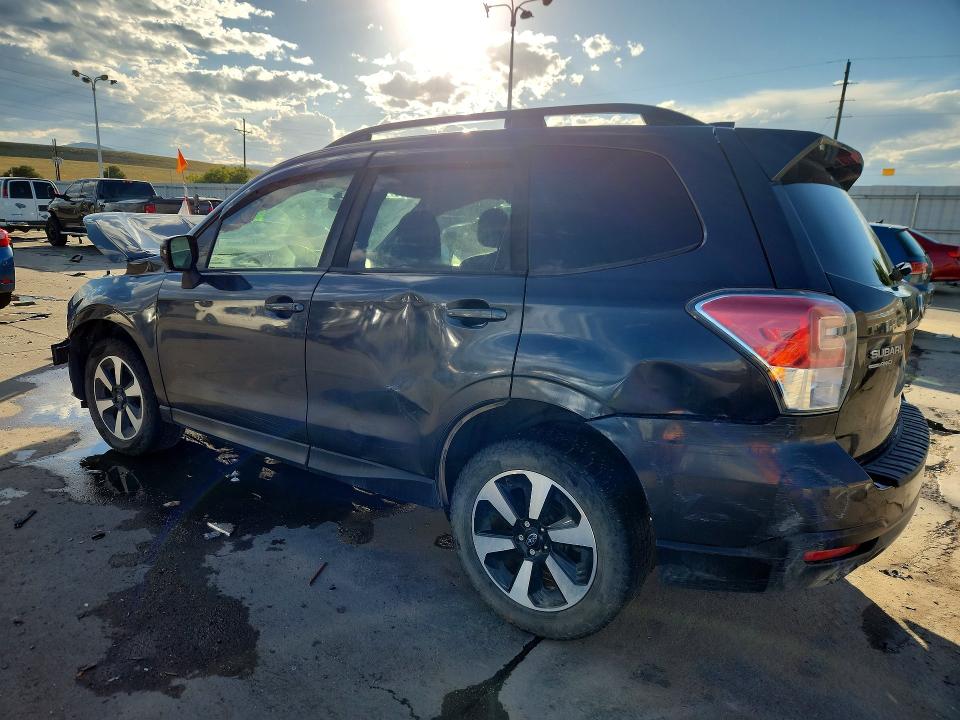 Photo 2 from auction – 2018 SUBARU FORESTER with VIN JF2SJAECXJH561129