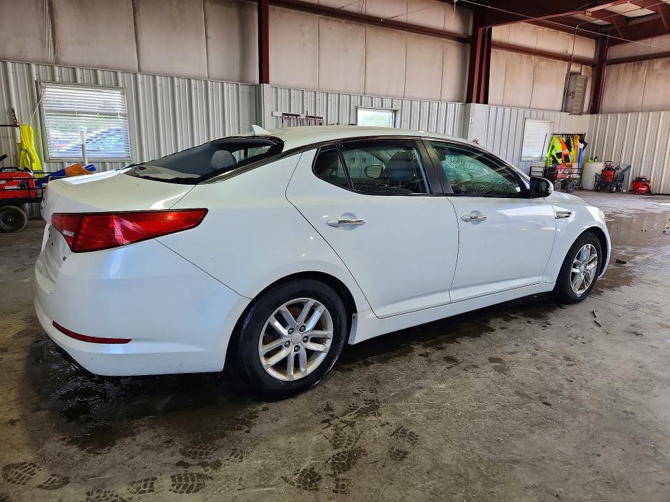Photo 3 from auction – 2012 KIA OPTIMA with VIN KNAGM4A75C5295462
