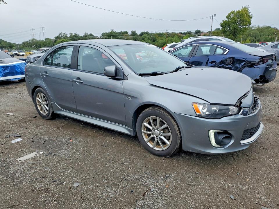 Снимка 4 от търг – 2016 MITSUBISHI LANCER с VIN JA32U2FU5GU000581