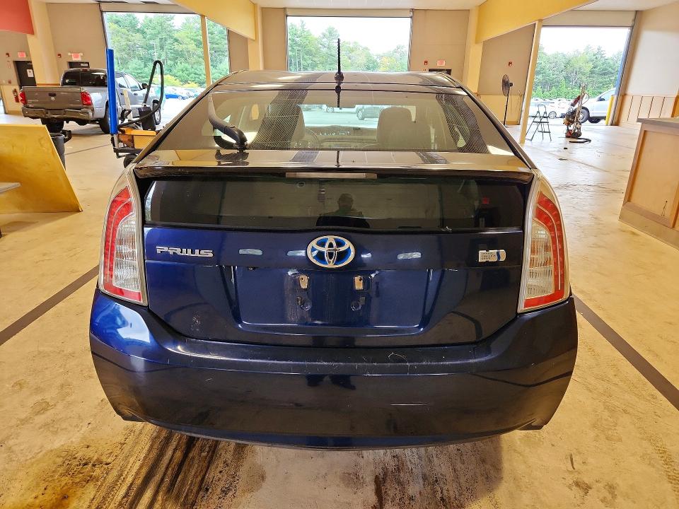 Foto 6 de la subasta – 2015 TOYOTA PRIUS con VIN JTDKN3DU8F1883065
