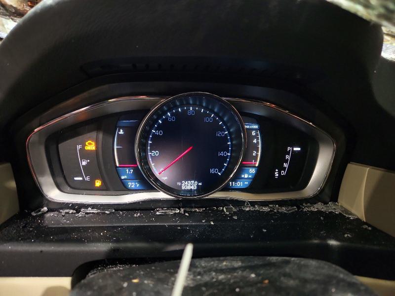 Photo 9 from auction – 2015 VOLVO XC70 with VIN YV4902NC4F1197311