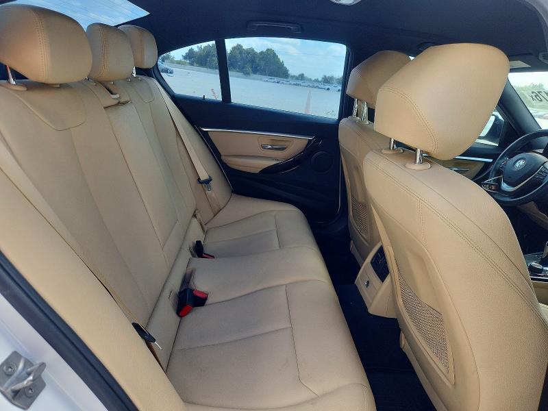 Photo 10 from auction – 2018 BMW 330 with VIN WBA8B9C51JK677375