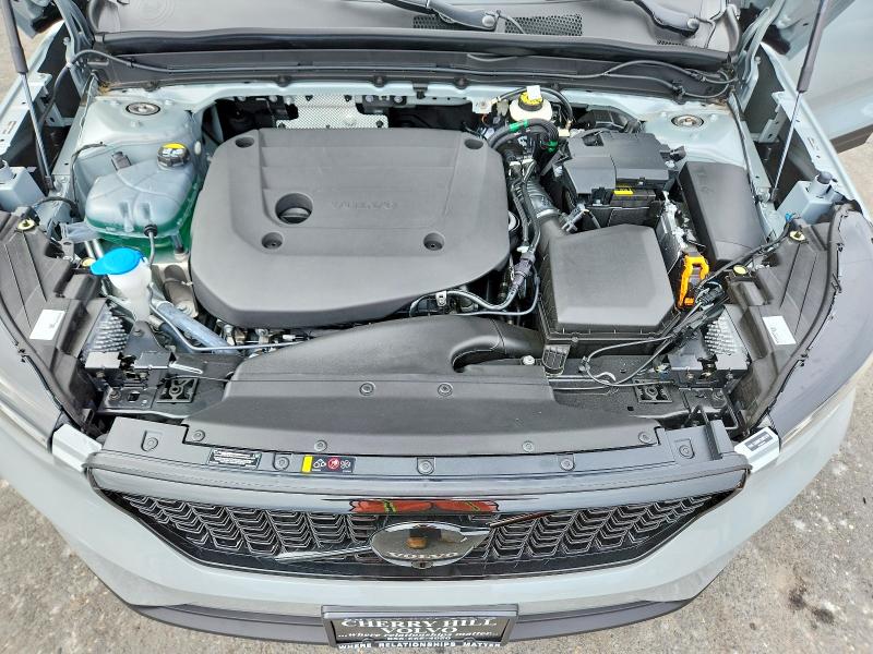 Photo 11 from auction – 2026 VOLVO XC40 with VIN YV4L12UD0T2801570