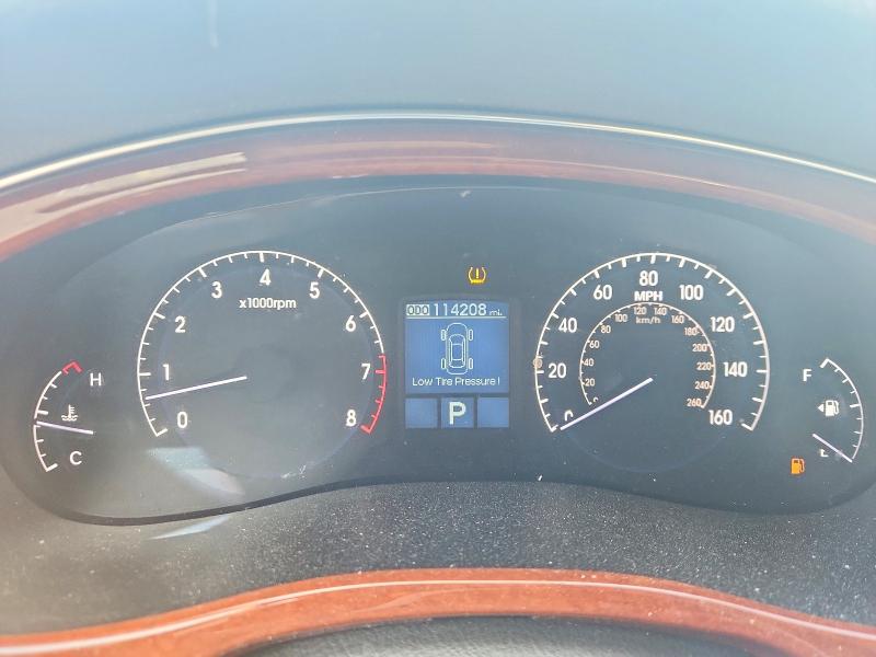 Photo 9 from auction – 2012 HYUNDAI GENESIS with VIN KMHGC4DD5CU195290