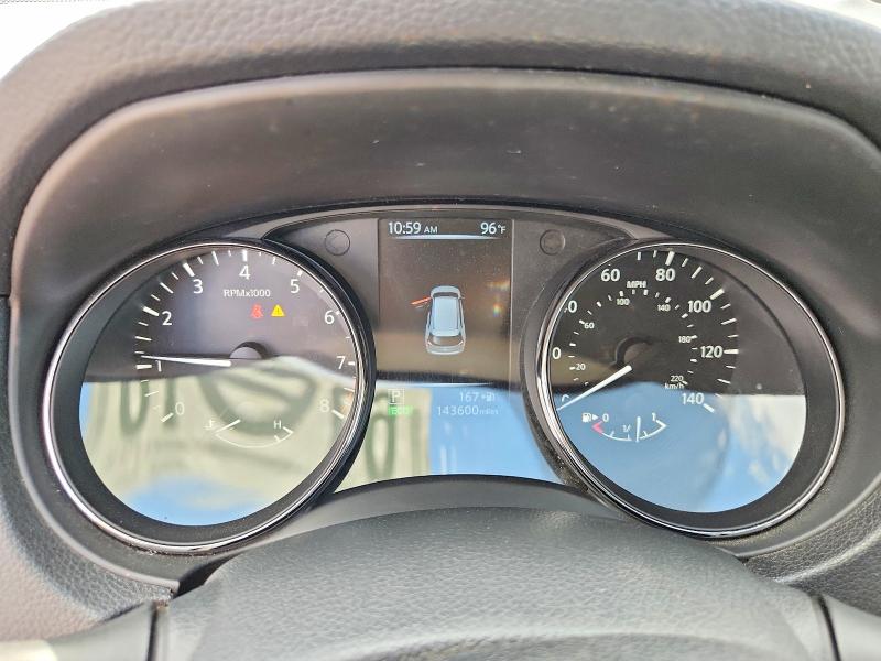 Photo 9 from auction – 2017 NISSAN ROGUE with VIN 5N1AT2MT1HC886069